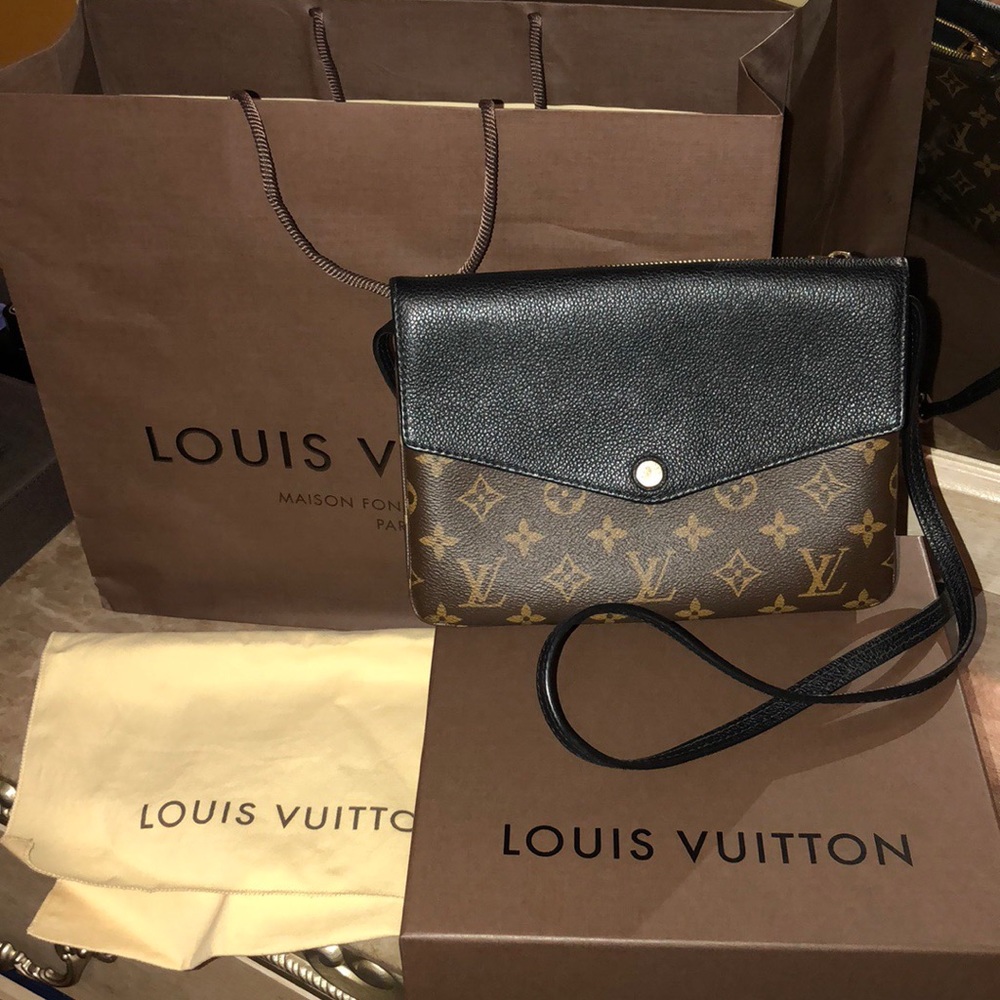 Louis Vuitton Twice Pochette Aurore.